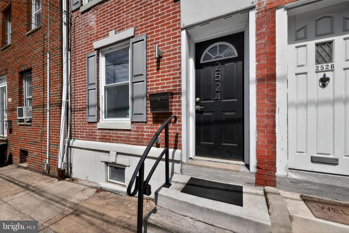 Photo of 2524 Edgemont Street, Philadelphia PA
