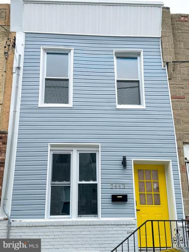 Photo of 2443 S Franklin Street