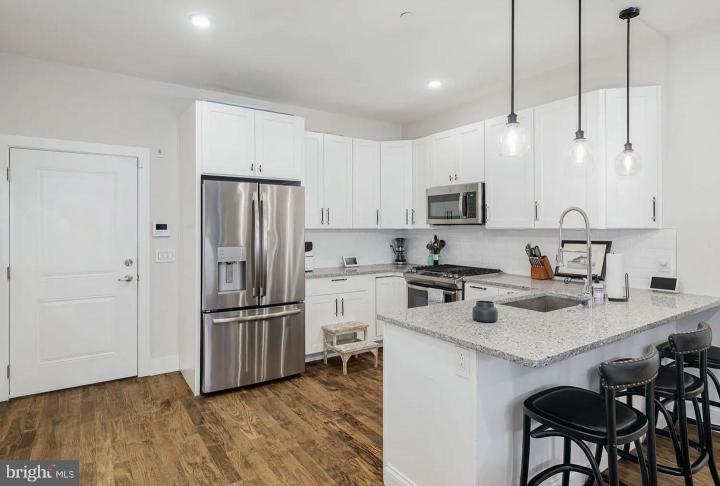 Photo of 207 E Allen Street 2, Philadelphia PA