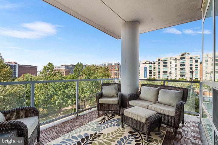 Photo of 901 N Penn Street F305