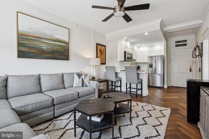 Photo of 1324 Locust Street 1025, Philadelphia PA