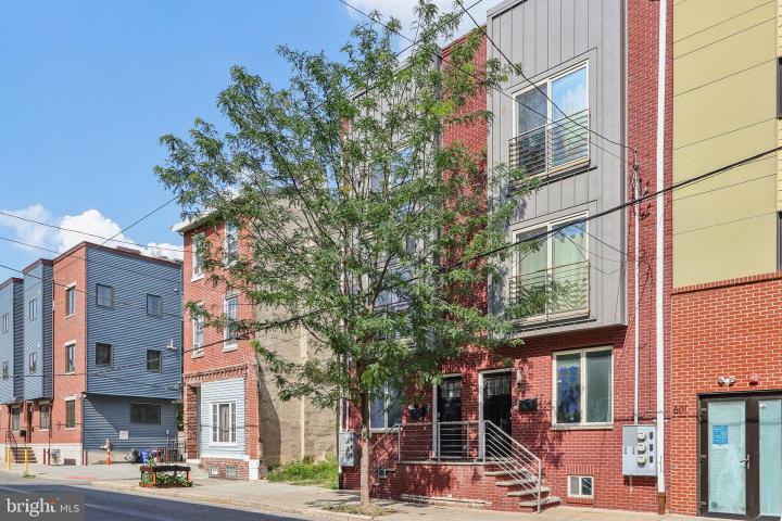Photo of 605 N 12th Street B, Philadelphia PA
