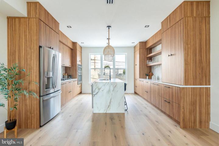 Photo of 522 Cecil B Moore Avenue, Philadelphia PA
