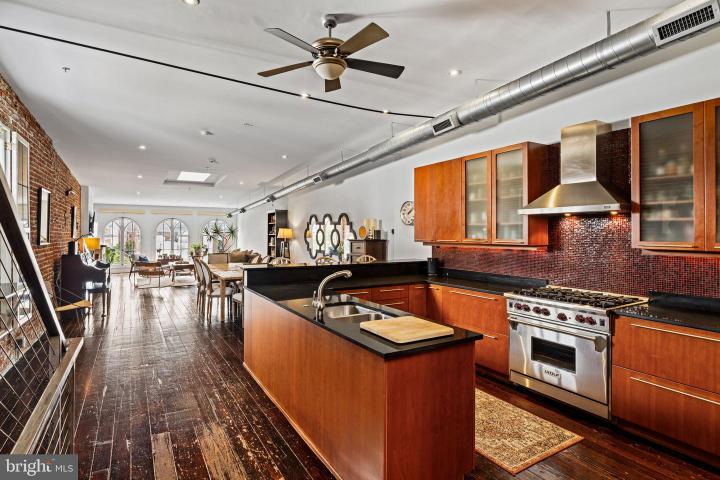 Photo of 225 Race Street 400, Philadelphia PA