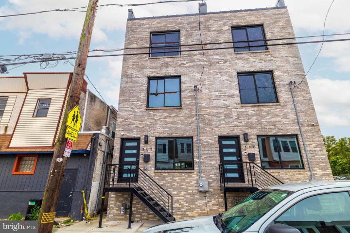 Photo of 310 W Porter Street, Philadelphia PA