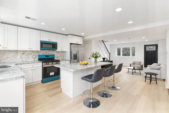 Photo of 7703 Gilbert Street, Philadelphia PA