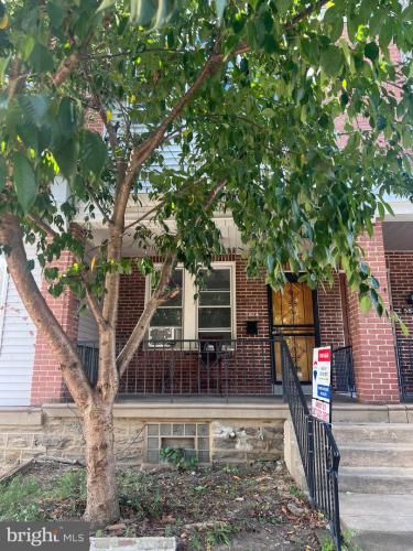 Photo of 5814 N American Street