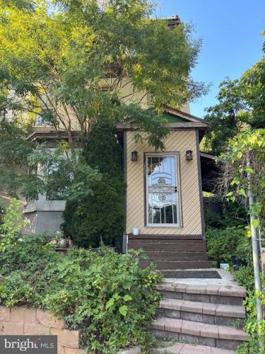 Photo of 4303 Haverford Avenue, Philadelphia PA