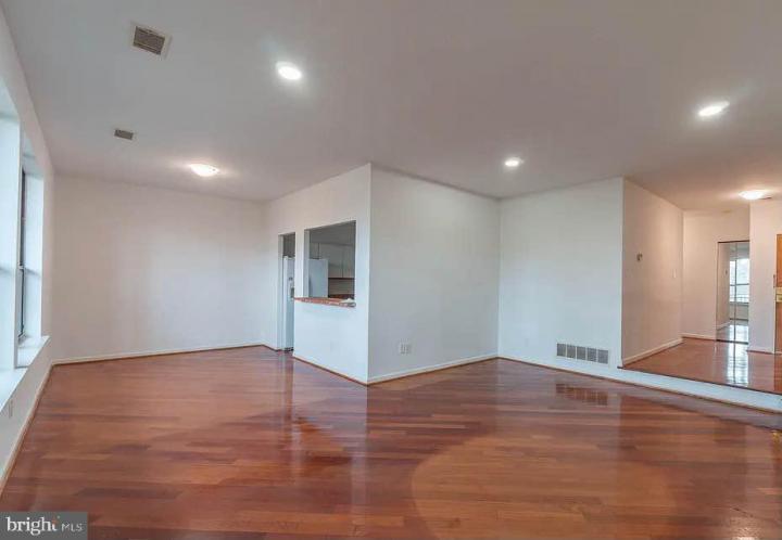 Photo of 301 Byberry Road F7, Philadelphia PA