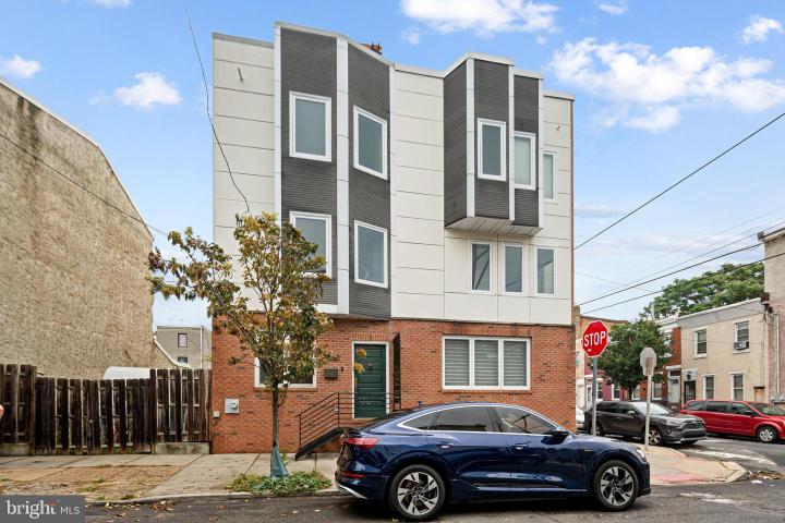 Photo of 2041 E Sergeant Street, Philadelphia PA