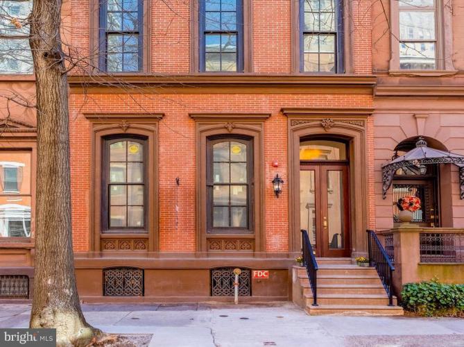 Photo of 1716 Spruce Street 1, Philadelphia PA