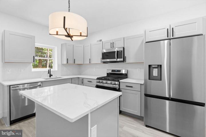 Photo of 6631 Musgrave Street