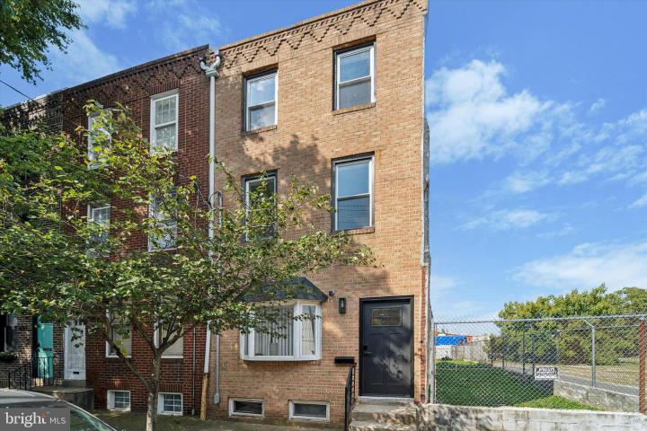 Photo of 1752 N 3rd Street, Philadelphia PA