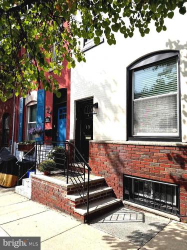 Photo of 870 N 30th Street, Philadelphia PA