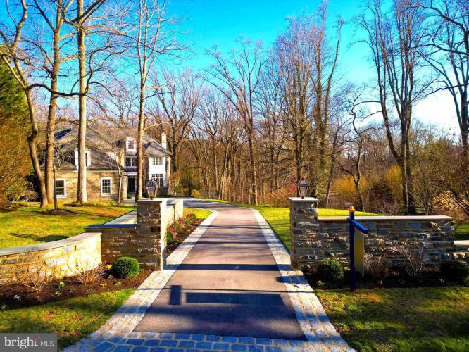 Photo of 732 Saint Andrews Road, Philadelphia PA