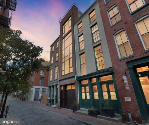 Photo of 218 Church Street