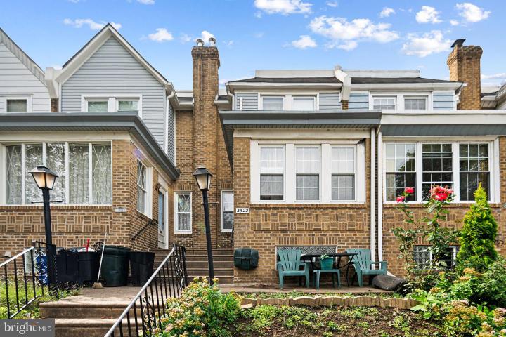 Photo of 3522 Englewood Street