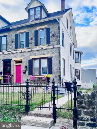 Photo of 135 E Upsal Street, Philadelphia PA