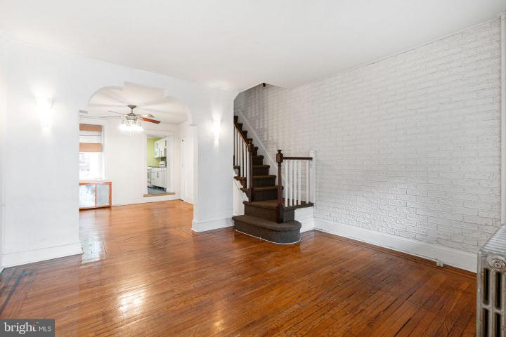 Photo of 142 Carson Street, Philadelphia PA