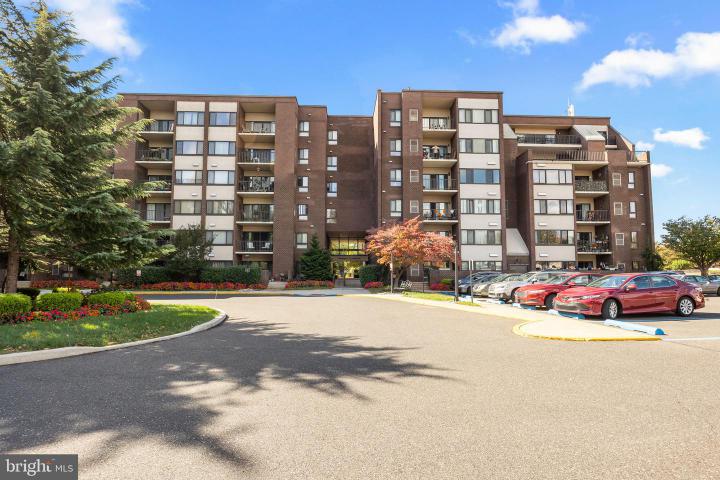 Photo of 5100 Convent Lane 118, Philadelphia PA
