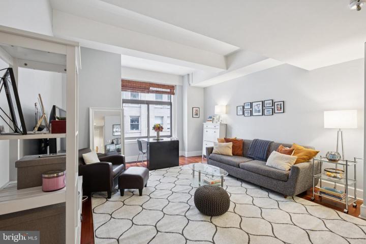 Photo of 1500 Chestnut Street 15e