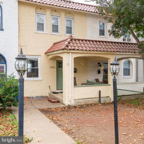 Photo of 3420 Barclay Street