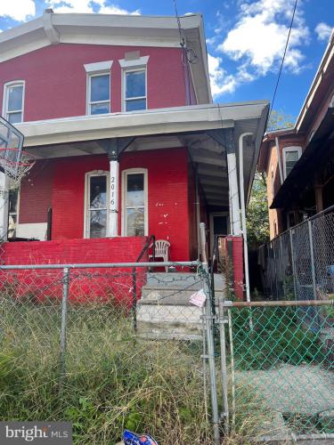 Photo of 2016 E Madison Street