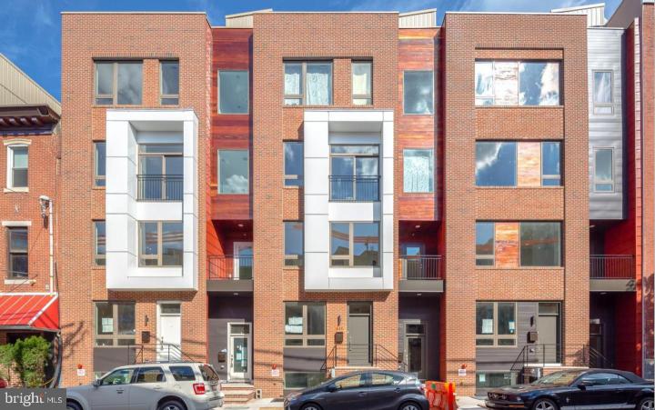 Photo of 250 Poplar Street, Philadelphia PA