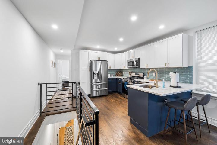 Photo of 609 N 17th Street 1, Philadelphia PA