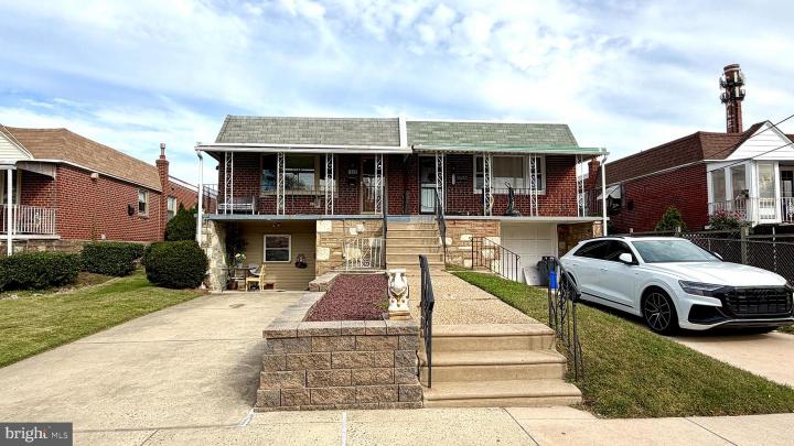 Photo of 1829 Tomlinson Road, Philadelphia PA