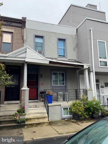 Photo of 3046 Redner Street