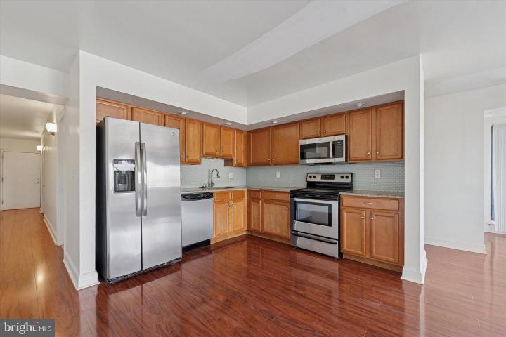 Photo of 200 Lombard Street 607, Philadelphia PA
