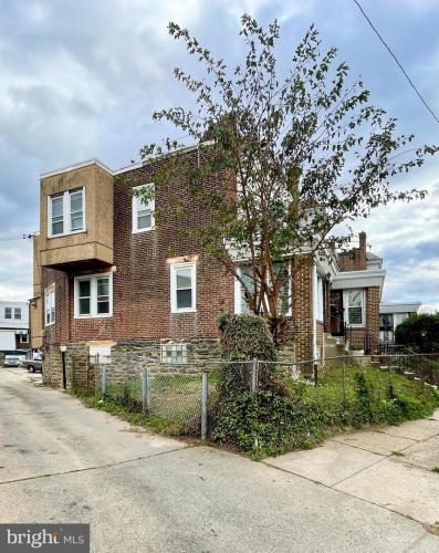 Photo of 6531 N Beechwood Street, Philadelphia PA
