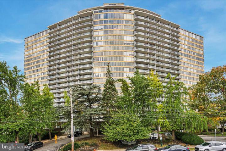 Photo of 3900 Ford Road 15c