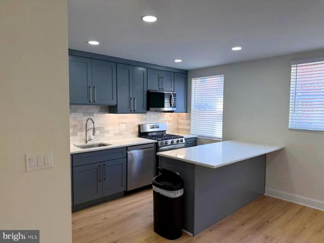 Photo of 4556 Marple Street