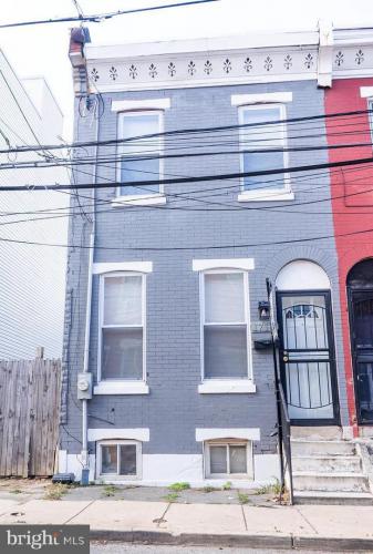 Photo of 1714 N Lambert Street