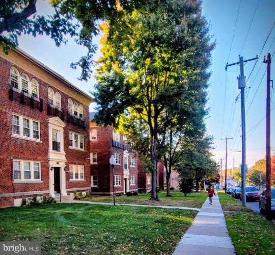 Photo of 6138 Wayne Avenue 2, Philadelphia PA