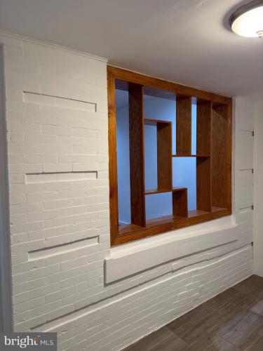 Photo of 433 W Shunk Street