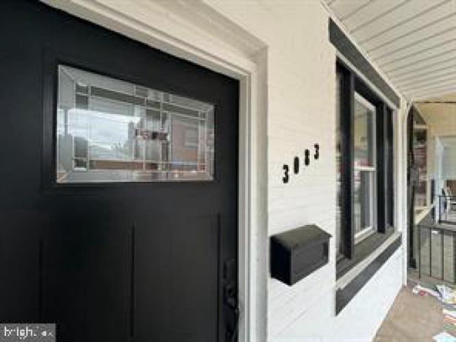 Photo of 3083 Emerald Street