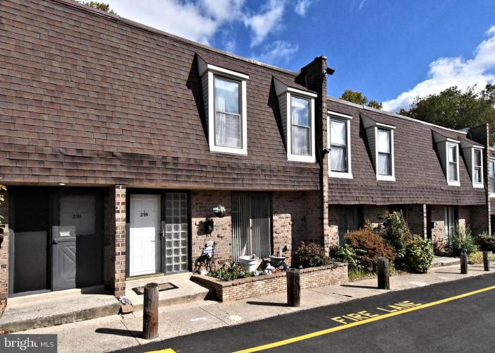 Photo of 11829 Academy Road 29b