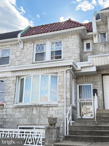 Photo of 3202 Magee Avenue