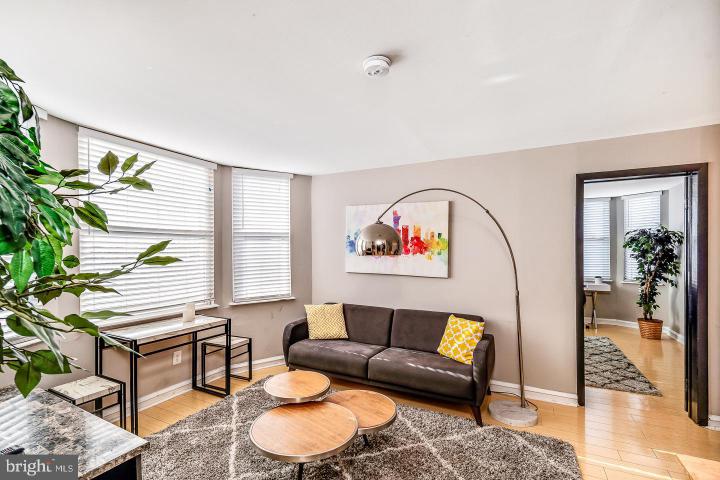 Photo of 2135 Walnut Street 603