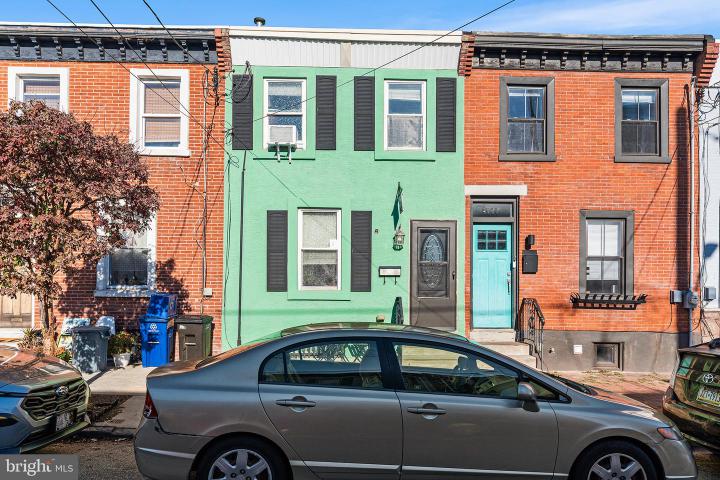 Photo of 2625 E Dauphin Street