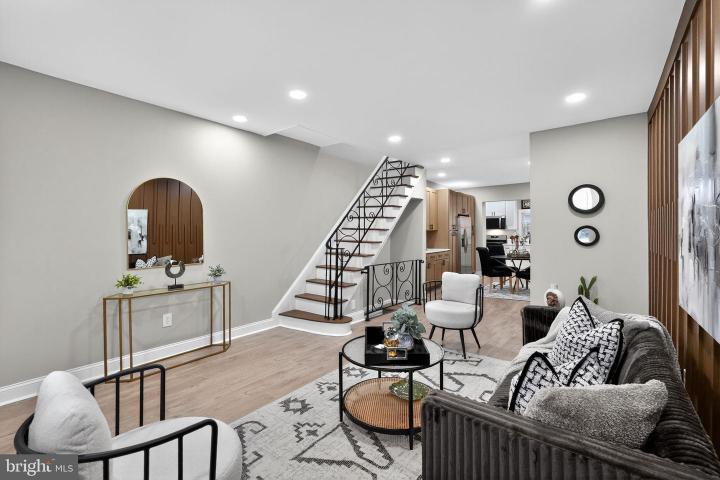 Photo of 325 Roseberry Street, Philadelphia PA