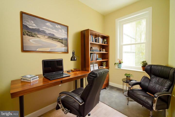 Photo of 1847 E Harold Street