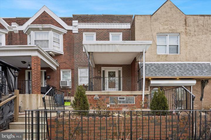 Photo of 1502 E Lycoming Street