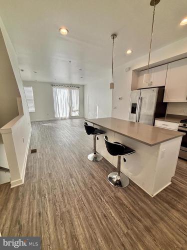 Photo of 3103 Beachview Lane