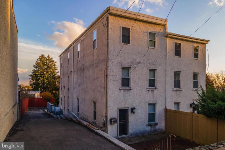 Photo of 273 Delmar Street, Philadelphia PA