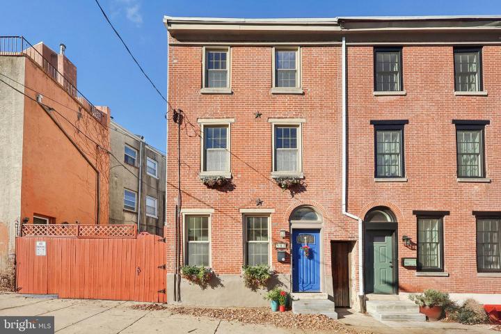 Photo of 908 N Orianna Street, Philadelphia PA