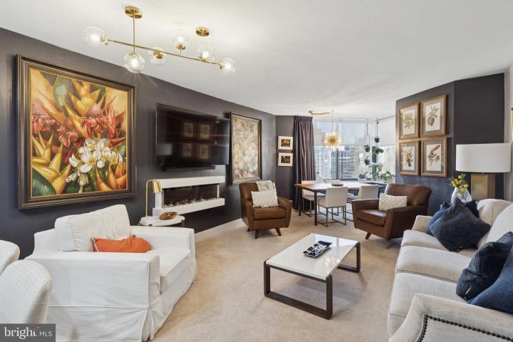 Photo of 202 W Rittenhouse Square 1409